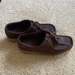 Brown leather Clark’s, size 9.5